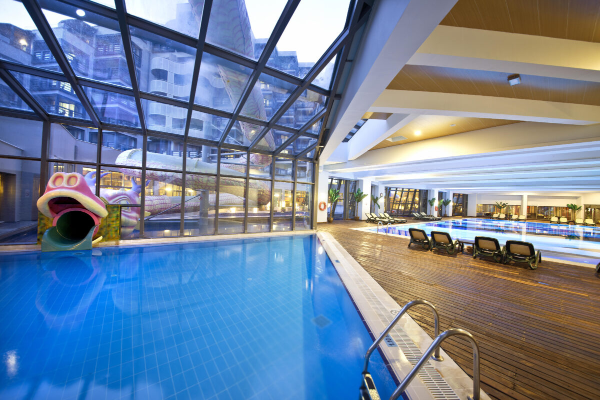 INDOOR POOL-etCc