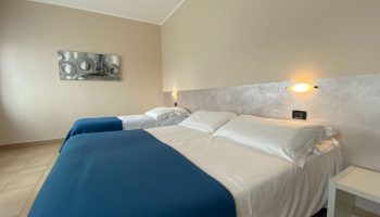 cantro camera tripla