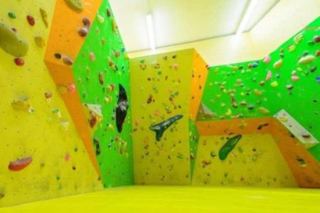 Boulderhalle des Fussball Trainingslager Erlaufsee