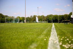 Hervorragende Platzverhältnisse im Trainingslager Geldrop