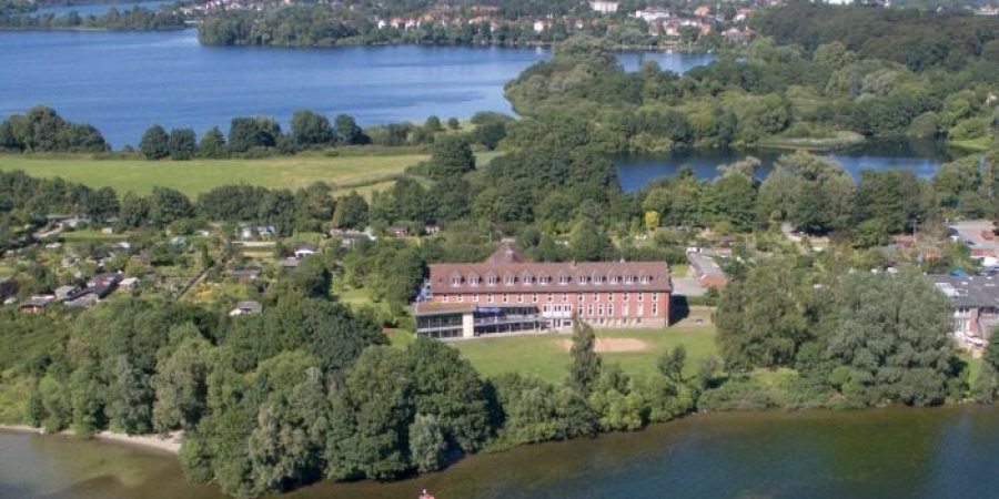 wunderschöne Unterkunft direkt am See in Plön