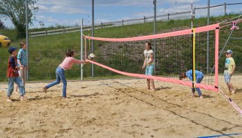 Beachvolleyballplatz im Fussball Trainingslager Sportcampus Emmental