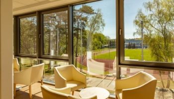 Die Aussicht aus der Unterkunft auf das Sportgelände ist besonders schön beim Trainingslager Usedom